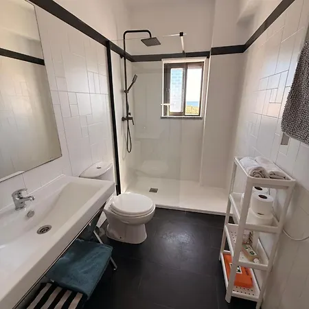 Apartman Enjoy View - Ocean, Surf, Beach, Eat & Work *