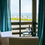 Enjoy View - Ocean, Surf, Beach, Eat & Work *