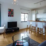 Enjoy View - Ocean, Surf, Beach, Eat & Work Appartement